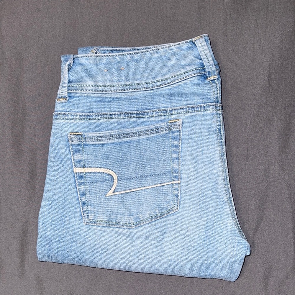 American Eagle Jeans. Size 4 Regular